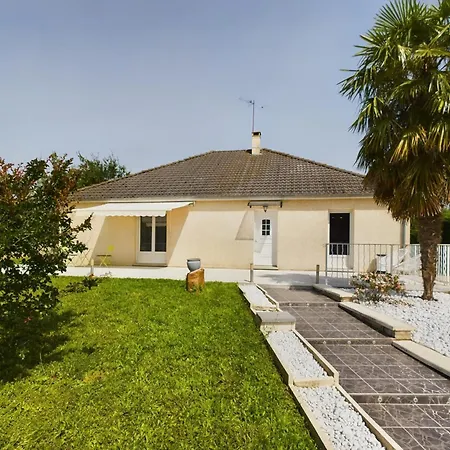 Gite De La Motte Holiday home Fontaine-Macon